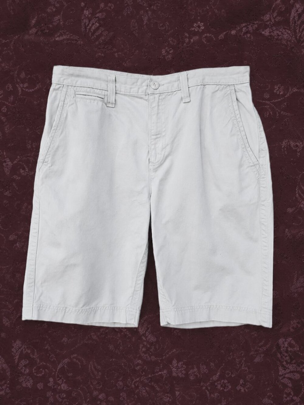 Urban Pipeline Up Men’s Flat Front Very Light Tan Bermuda Shorts - 34